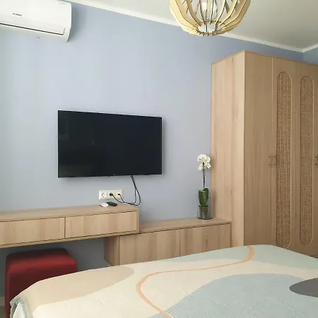 Апартаменти Smokinia Sunrise - Kavatsi Beach, Созополь