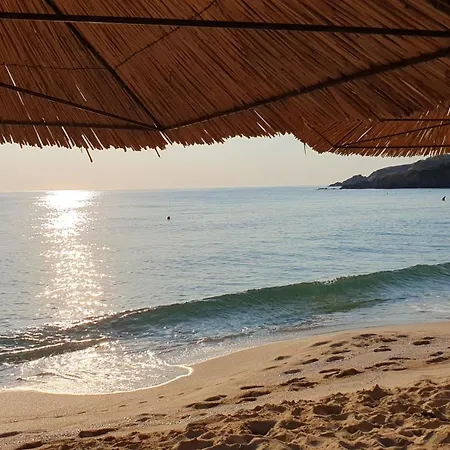 Апартаменти Smokinia Sunrise - Kavatsi Beach, *